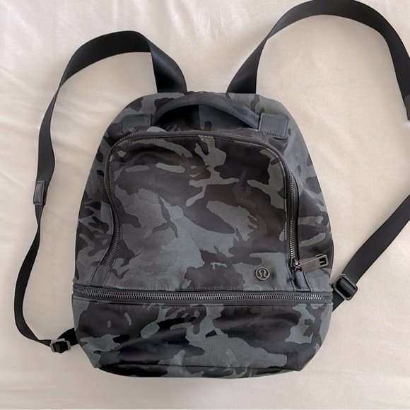 Lululemon Camo backpack - Picture 1 of 3